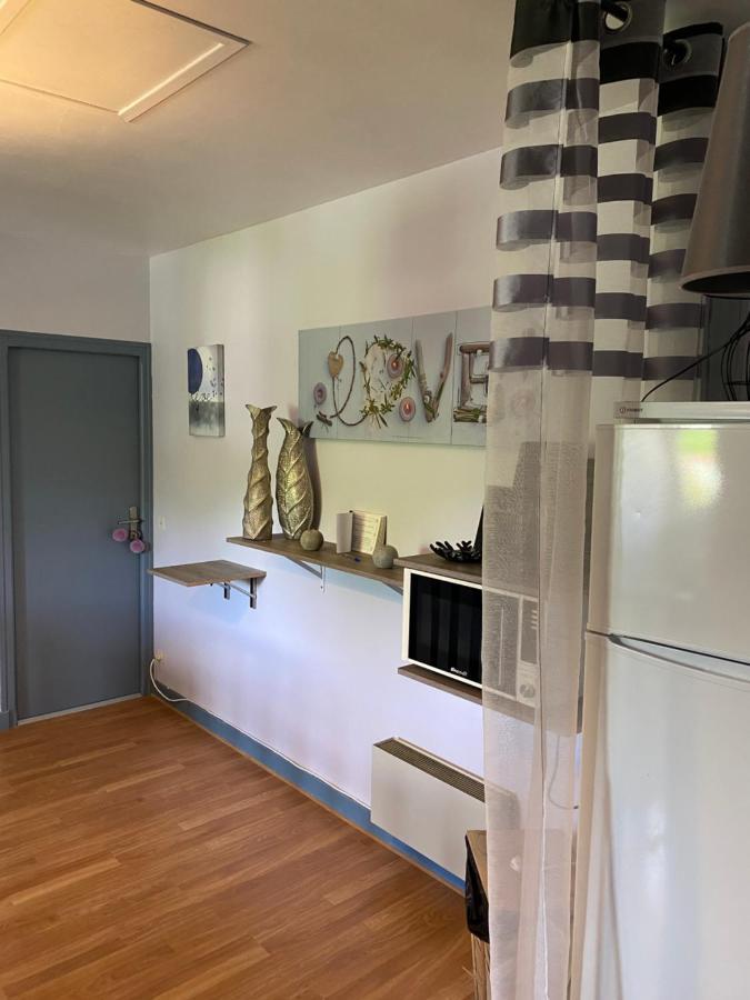 Bed and Breakfast Moulin De Latouille Экстерьер фото